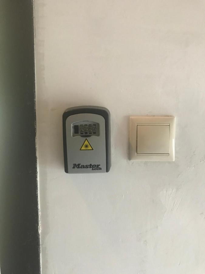 Appartement Garsoniera Mandrilor à Slănic Extérieur photo