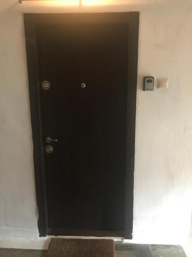 Appartement Garsoniera Mandrilor à Slănic Extérieur photo