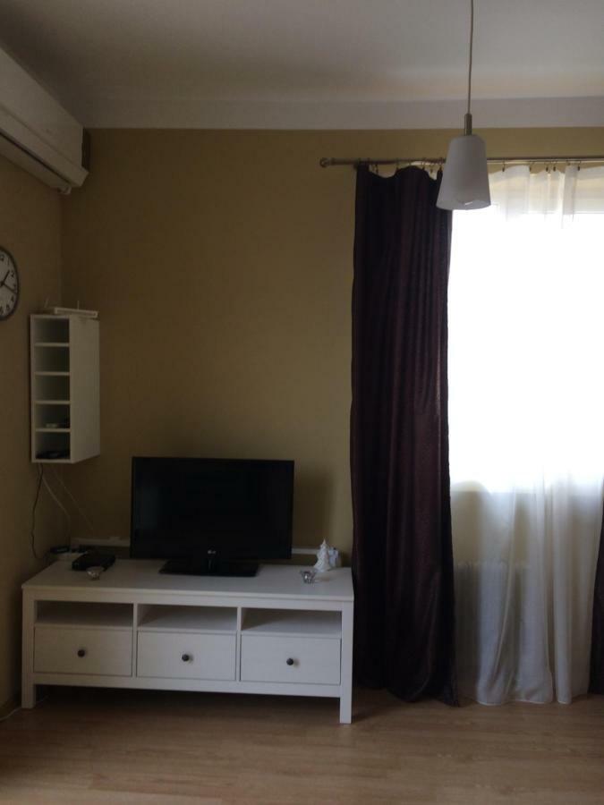 Appartement Garsoniera Mandrilor à Slănic Extérieur photo